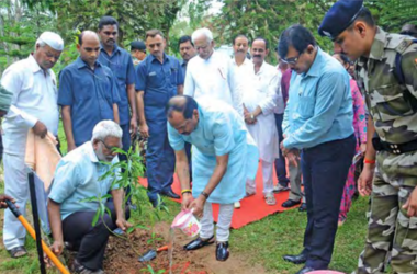 tree plantation in hec by shri raghubar das, chief minister, jharkhand.